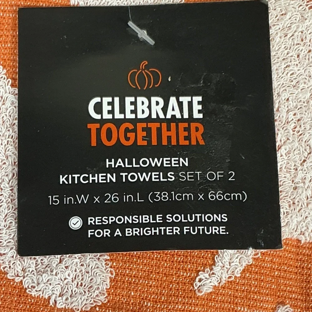 Pair Celebrate Together 2 PK Halloween Kitchen Towels Ghost Pumpkin 15x26 NWT